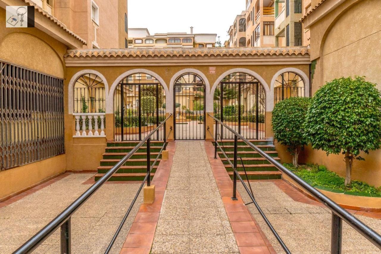 Apartment To Rent In Costa Blanca Torrevieja Ngoại thất bức ảnh